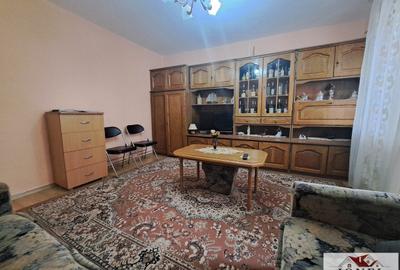 Apartament cu 2 camere decomandat în Cugir