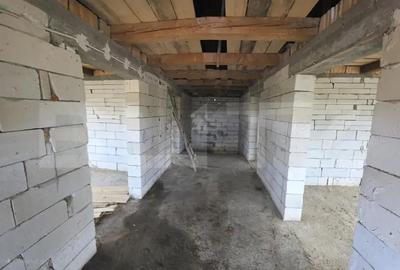 Casa la tara de vanzare, cu 13 ari de teren, la 40 km de Bistri?a - 18