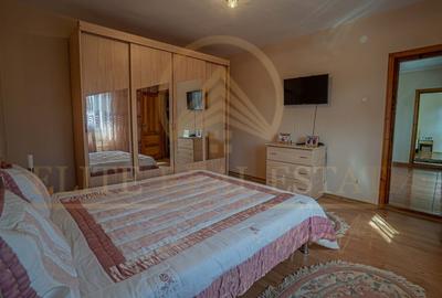 Agigea - Vila D+P+1E+M pe un teren de 772 mp cu o deschidere de 21,46 m. - 22
