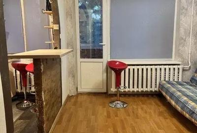 Garsonieră decomandată în Berceni