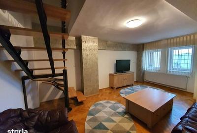 Apartament cu 4 camere în Central - 1