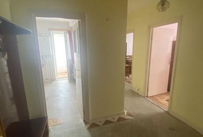 Apartament cu 3 camere decomandat în Târgu Ocna - 7