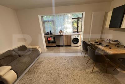 Apartament cu 3 camere semidecomandat, mobilat în Brazda lui Novac