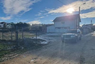 Vand teren intravilan, pozitie superba, Pitesti, intrarea N Balcescu - 1