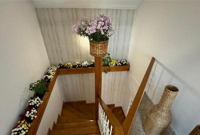 Casă cu 4 camere cu Teren 310 Mp în Central - 29