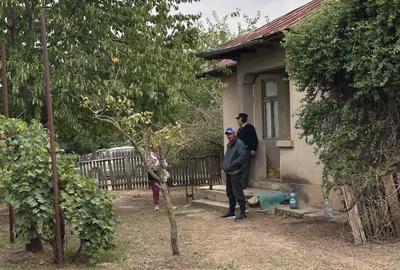 Casă cu 4 camere cu Teren 1610 Mp în Ciochina - 5