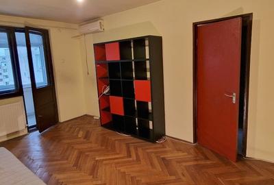 Apartament ultra-central doua camere Ploiesti - fara risc seismic! - 2