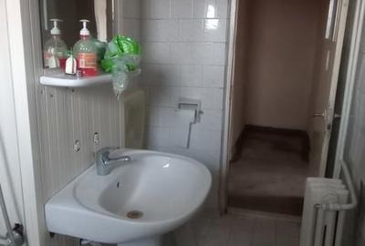 Apartament cu 3 camere decomandat în Central - 4