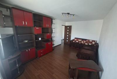 Apartament cu 3 camere decomandat, mobilat în Mihai Bravu