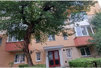 Apartament cu 2 camere semidecomandat, mobilat în Astra