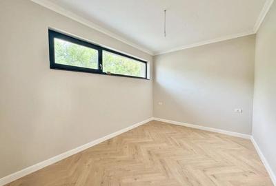 Casă cu 4 camere cu Teren 308 Mp în Ciarda Roșie