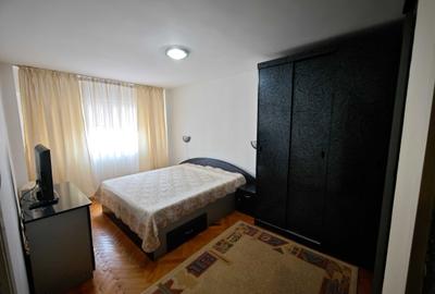 Apartament cu 3 camere decomandat în Griviței