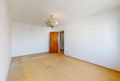 Apartament cu 3 camere decomandat în Militari