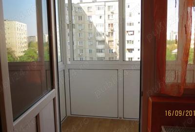 Inchiriez o camera dintr-un apartament de 4 camere - 2