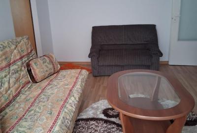 Apartament cu 2 camere semidecomandat în 7 Noiembrie - 7