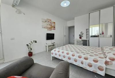 Garsonieră decomandată în Titan - 2