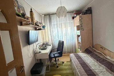 Apartament cu 3 camere decomandat în Central - 2