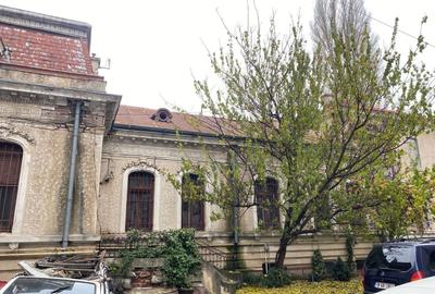 De Vanzare Vila Interbelica, 8-10 Camere, Romana - Zodiac - 35