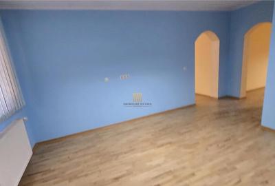 Spatiu 4 Birouri Radauti Ultracentral De Inchiriat 072781718 - 7