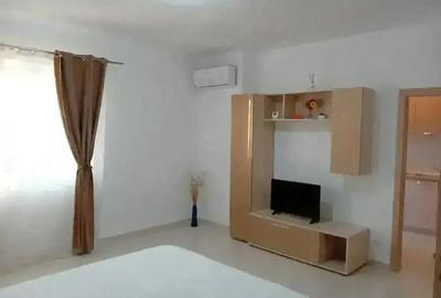 Garsonieră decomandată în Central - 10