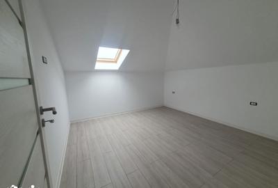 Casă cu 4 camere cu Teren 250 Mp în Bucovăț - 15