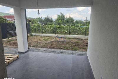 Apartament cu 4 camere în Micești - 5