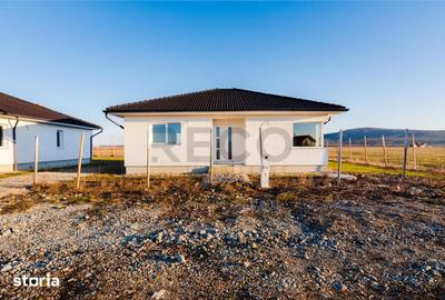 Casă cu 3 camere cu Teren 500 Mp în Sânmartin - 9