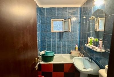 BAZA 3 - CARREFOUR FELICIA - 3 CAMERE - PARTER INALT BLOC DIN 1980 - 5