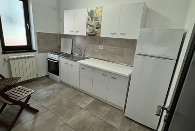 Casă cu 4 camere cu Teren 75 Mp în Tei - 7