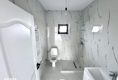 Casă cu 4 camere cu Teren 455 Mp în Miroslava - 1