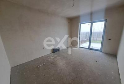 Casă cu 3 camere cu Teren 375 Mp în Vidra - 2