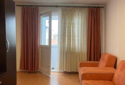 Apartament cu 3 camere semidecomandat în Central - 6