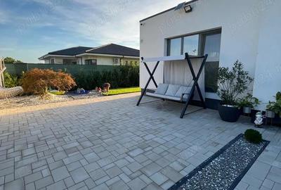 Vila cu 3 camere, 3 bai , piscina , ready-to-move, lux, Podgoria, Bihor. - 1