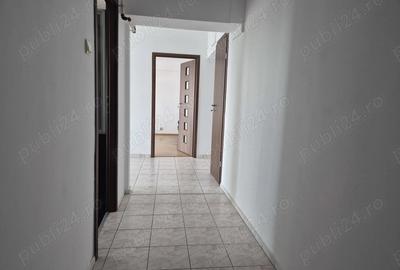Apartament cu 4 camere decomandat în Pantelimon - 4