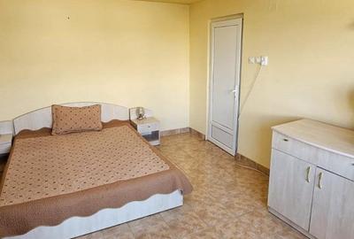 Apartament cu 4 camere decomandat, mobilat în Eforie Nord - 1