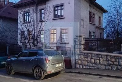 Casa interbelică Demisol+Parter, 9 camere - zona Centrul Istoric - 6