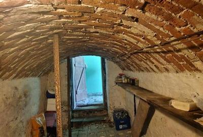 Casă individuală cu 7 camere cu Canalizare în Brebu Nou - 31