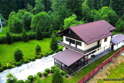 Casă cu 5 camere cu Teren 1700 Mp în Central - 3