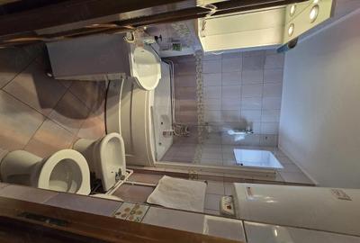 Apartament cu 4 camere decomandat în Central - 9