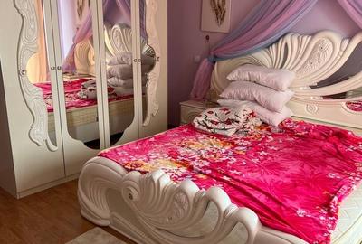 Casă cu 9 camere cu Teren 1430 Mp în Central