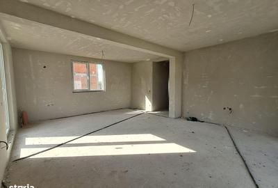 Casă cu 5 camere cu Teren 480 Mp în Chinteni - 6