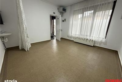 Casă cu 5 camere cu Canalizare în Ultracentral - 8