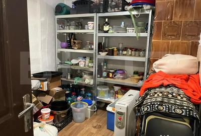 Casă cu 4 camere cu Teren 456 Mp în Central - 1