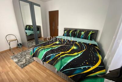 Apartament cu 3 camere semidecomandat, mobilat în Florești - 1