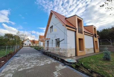 Casă cu 7 camere cu Teren 513 Mp în Gheorghieni - 8