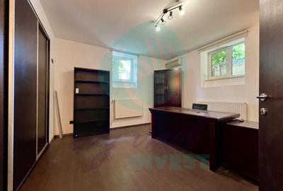 Apartament cu 3 camere decomandat, mobilat în Cotroceni