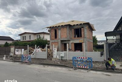 Casă cu 5 camere cu Teren 426 Mp în Central - 6