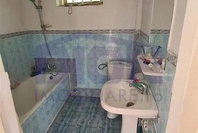 Central -Casa si teren in municipiul Calarasi--Grivita - 4