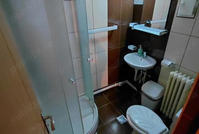 Casă cu 6 camere cu Teren 90 Mp în Central - 1