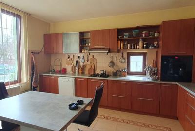 Casă cu 5 camere cu Teren 500 Mp în Ronaț - 10